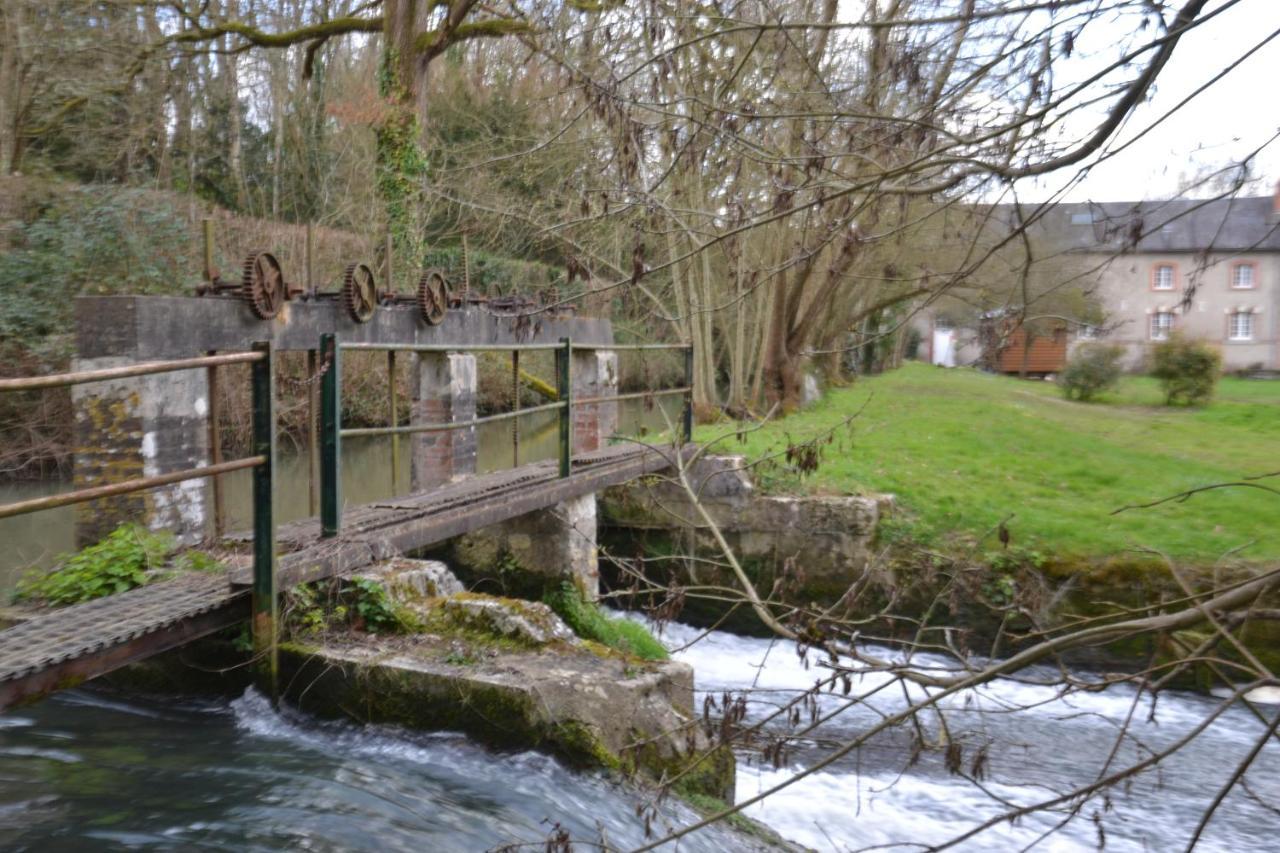 Le Moulin Et L'Olivier Three Bedroom Suite Chambon-sur-Cisse Экстерьер фото